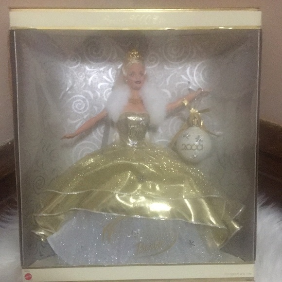Holiday Barbie 2000 Special Edition